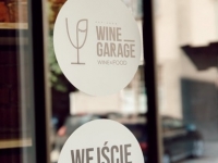 Wine Garage at Zamoyskiego str. 